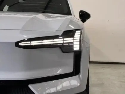 Photo 20 Volvo Ex30  Single Extended Range 272 ch 1EDT