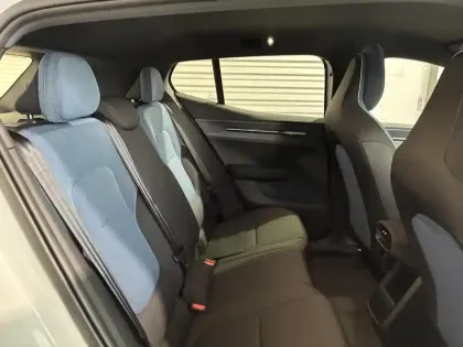 Photo 15 Volvo Ex30  Single Extended Range 272 ch 1EDT