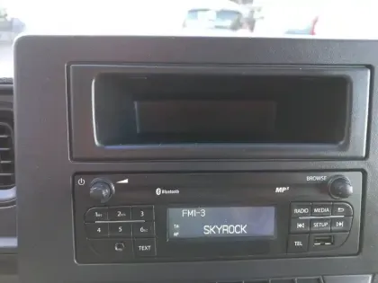 Photo 23 Renault Master  FGN TRAC F3500 L2H2 BLUE DCI 135