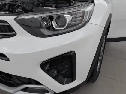 Photo 15 Kia Stonic  1.0 T-GDi 100 ch BVM6