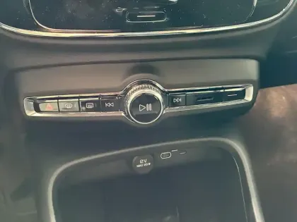 Photo 21 Volvo Ex40  Single Extended Range 252 ch 1EDT