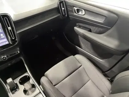 Photo 8 Volvo Ex40  Single Extended Range 252 ch 1EDT