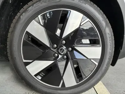 Photo 5 Volvo Ex40  Single Extended Range 252 ch 1EDT