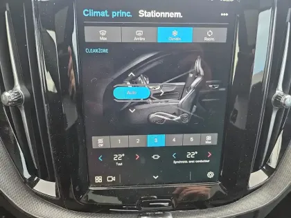 Photo 25 Volvo Xc60  T6 AWD Hybride rechargeable 253 ch+145 ch Geartronic 8