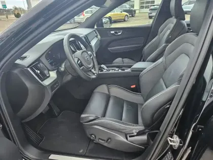 Photo 18 Volvo Xc60  T6 AWD Hybride rechargeable 253 ch+145 ch Geartronic 8