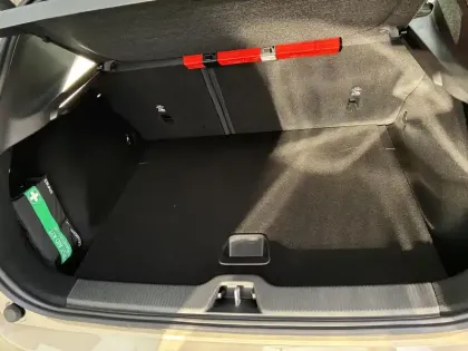 Photo 18 Volvo Ex30  Single Extended Range 272 ch 1EDT