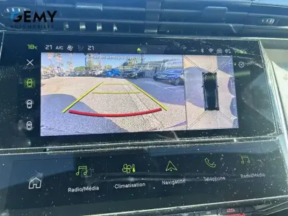 Photo 18 Peugeot 308  PureTech 130ch S&S EAT8