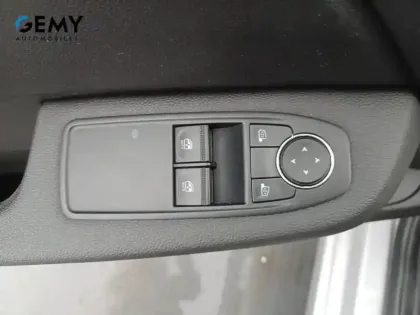 Photo 11 Renault Clio  TCe 90