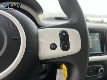 Photo 15 Renault Twingo  III Achat Intégral - 21
