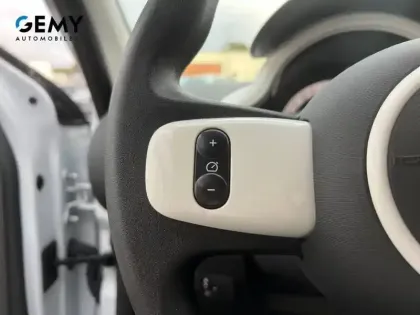 Photo 14 Renault Twingo  III Achat Intégral - 21