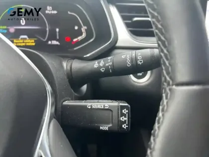 Photo 17 Renault Captur  E-Tech 145 - 21