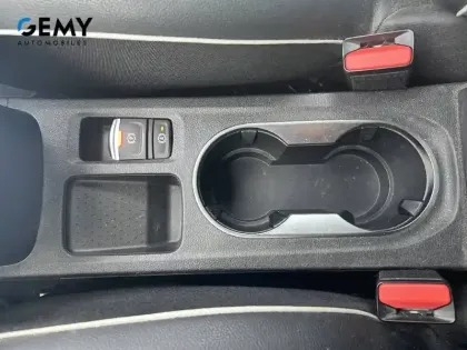 Photo 21 Renault Captur  E-Tech 145 - 21