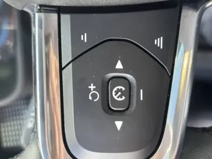 Photo 31 Volvo Xc40  B3 163 ch DCT7