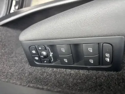 Photo 8 Volvo Xc40  B3 163 ch DCT7