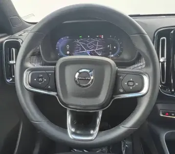 Photo 27 Volvo Xc40  B3 163 ch DCT7