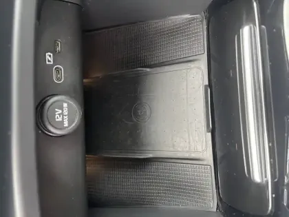 Photo 13 Volvo Xc40  B3 163 ch DCT7