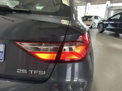 Photo 21 Audi A1  Sportback 25 TFSI 95 ch BVM5