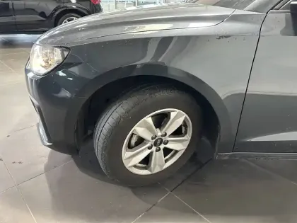 Photo 2 Audi A1  Sportback 25 TFSI 95 ch BVM5