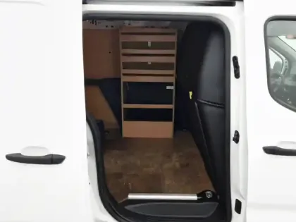 Photo 11 Peugeot Partner  FOURGON STANDARD 1000 KG PURETECH 110 S&S BVM6