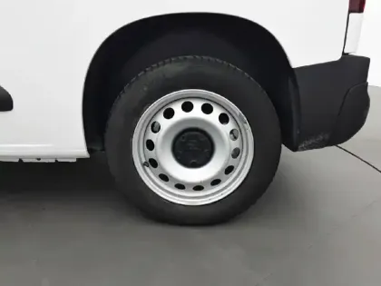 Photo 12 Peugeot Partner  FOURGON STANDARD 1000 KG PURETECH 110 S&S BVM6