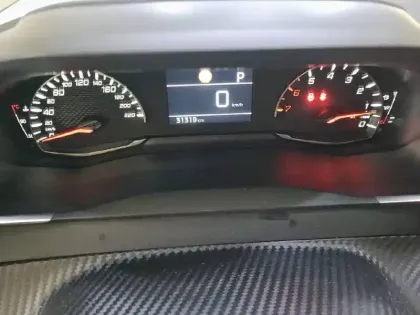 Photo 9 Peugeot 208  PureTech 100 S&S EAT8