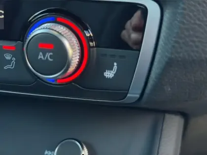 Photo 17 Audi Q3  35 TDI 150 ch S tronic 7