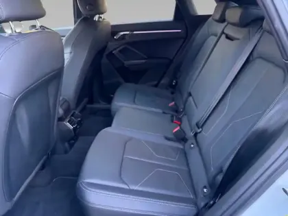 Photo 12 Audi Q3  35 TDI 150 ch S tronic 7