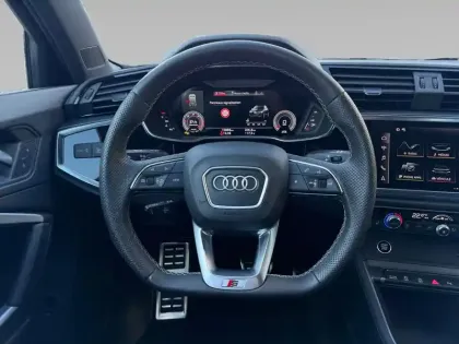 Photo 10 Audi Q3  35 TDI 150 ch S tronic 7