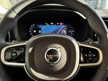 Photo 9 Volvo Xc60  T6 AWD Hybride rechargeable 253 ch+145 ch Geartronic 8