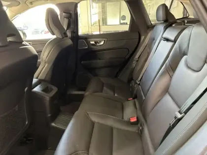 Photo 14 Volvo Xc60  T6 AWD Hybride rechargeable 253 ch+145 ch Geartronic 8