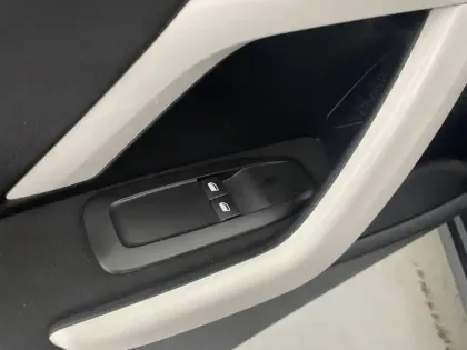 Photo 23 Peugeot 208  1.2 PureTech 68ch BVM5