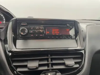 Photo 19 Peugeot 208  1.2 PureTech 68ch BVM5