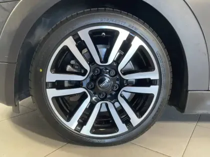 Photo 40 Mini Mini Cabriolet Cooper S 192 ch BVA7