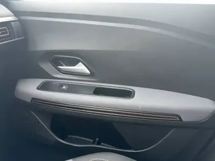 Photo 26 Dacia Sandero  ECO-G 100 GSR2