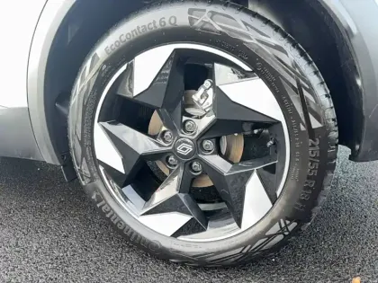 Photo 6 Renault Captur  E-Tech full hybrid 145 ch