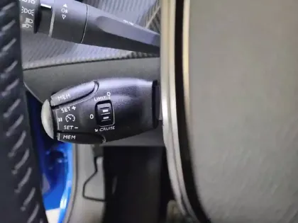 Photo 26 Peugeot 208  Electrique 50 kWh 136ch