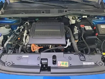 Photo 14 Peugeot 208  Electrique 50 kWh 136ch