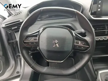 Photo 46 Peugeot 2008  PureTech 100 S&S BVM6