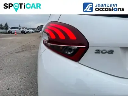 Photo 16 Peugeot 208  PureTech 110ch S&S EAT6