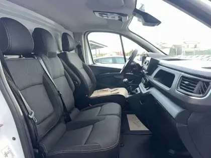 Photo 11 Renault Trafic  FGN L2H1 3000 KG BLUE DCI 130