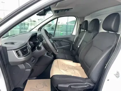 Photo 9 Renault Trafic  FGN L2H1 3000 KG BLUE DCI 130