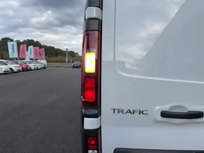 Photo 39 Renault Trafic  FGN L2H1 3000 KG BLUE DCI 130