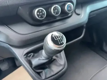 Photo 31 Renault Trafic  FGN L2H1 3000 KG BLUE DCI 130