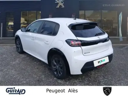 Photo 6 Peugeot 208  Electrique 50 kWh 136ch