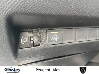 Photo 14 Peugeot 208  Electrique 50 kWh 136ch