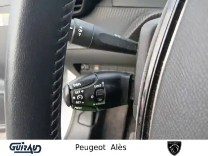 Photo 15 Peugeot 208  Electrique 50 kWh 136ch