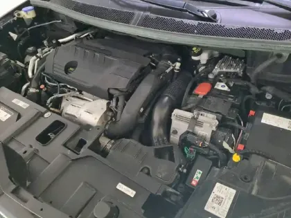 Photo 14 Citroën C5 aircross  Hybride Rechargeable 225 e-EAT8