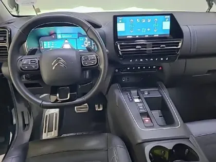 Photo 7 Citroën C5 aircross  Hybride Rechargeable 225 e-EAT8