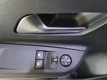 Photo 27 Opel Corsa  1.5 Diesel 100 ch BVM6