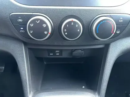 Photo 24 Hyundai I10  1.0 66 BVM5